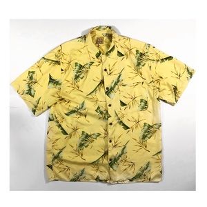 Jos A Bank Men’s Polo Shirt Short Sleeve Button Up